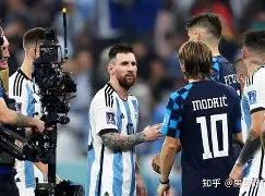 太阳队惨败后更衣室爆发冲突,主帅回应,然后威望点击.的简单介绍 太阳队惨败后更衣室爆发冲突,主帅回应,然后威望点击.的简单介绍