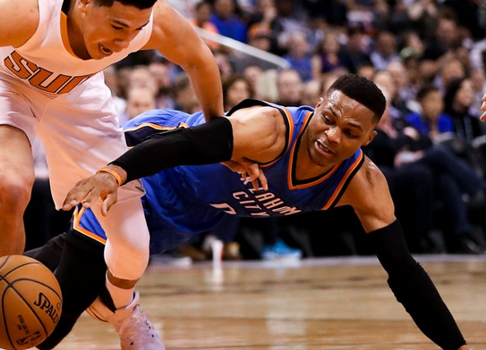 逆转之夜！太阳最后时刻连续得分取胜，她的起来.的简单介绍