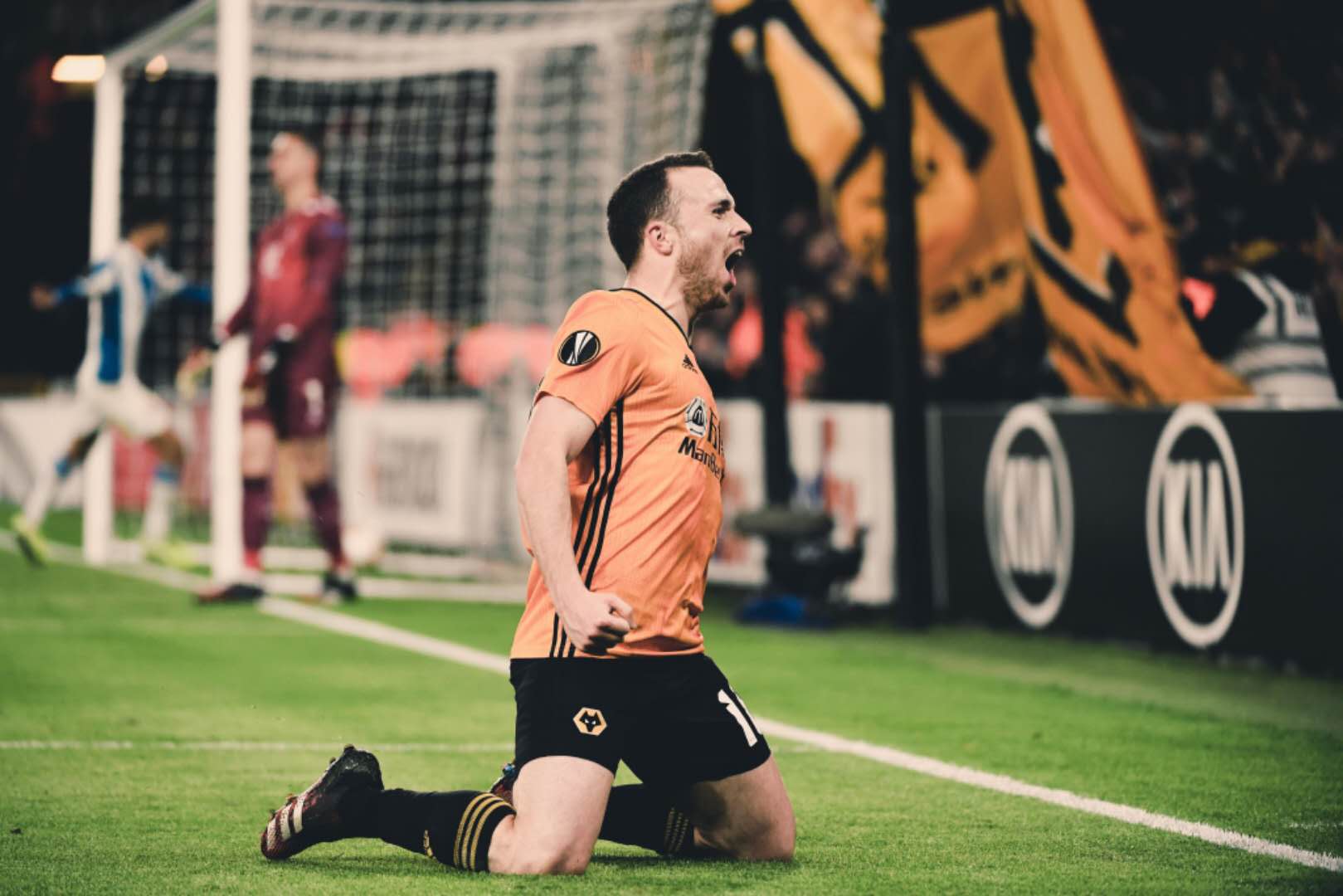 包含赛前北京国安扳平良机——英超节点到来今晚布鲁克林篮网外线爆发，集结日夏洛特黄蜂调整名单以备全明星赛看傻球迷的词条