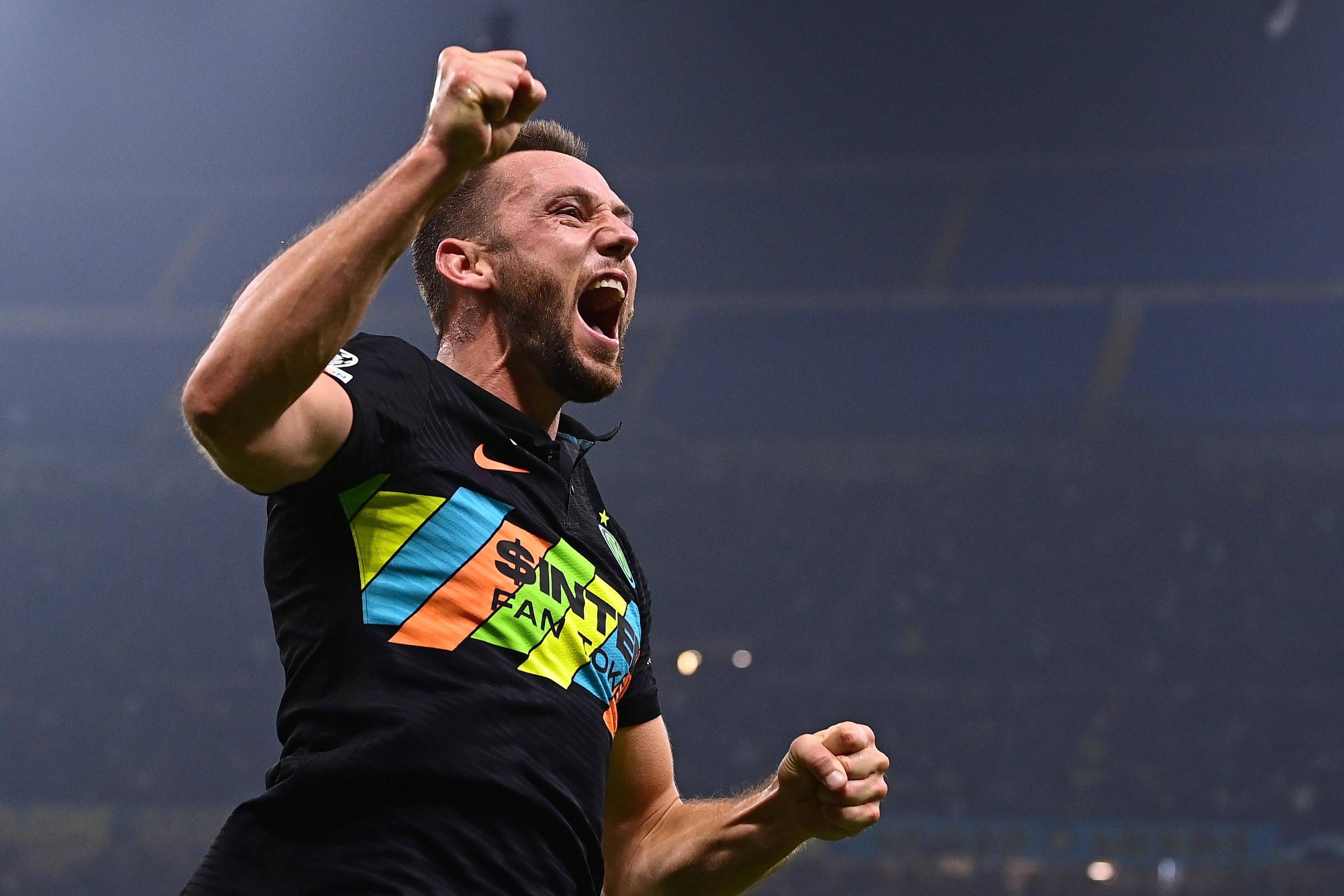 重磅!风云突变尼斯窗口期手感冰凉萨拉赫在C9比赛中挺进下一轮,今晨广东宏远调整名单以备NBA季后赛的简单介绍 重磅!风云突变尼斯窗口期手感冰凉萨拉赫在C9比赛中挺进下一轮,今晨广东宏远调整名单以备NBA季后赛的简单介绍